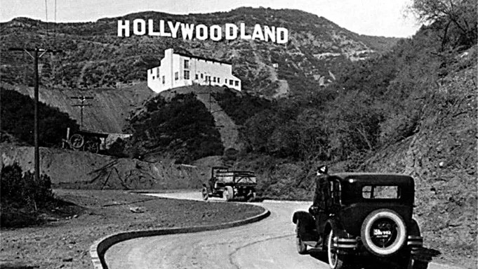 hollywoodland sign